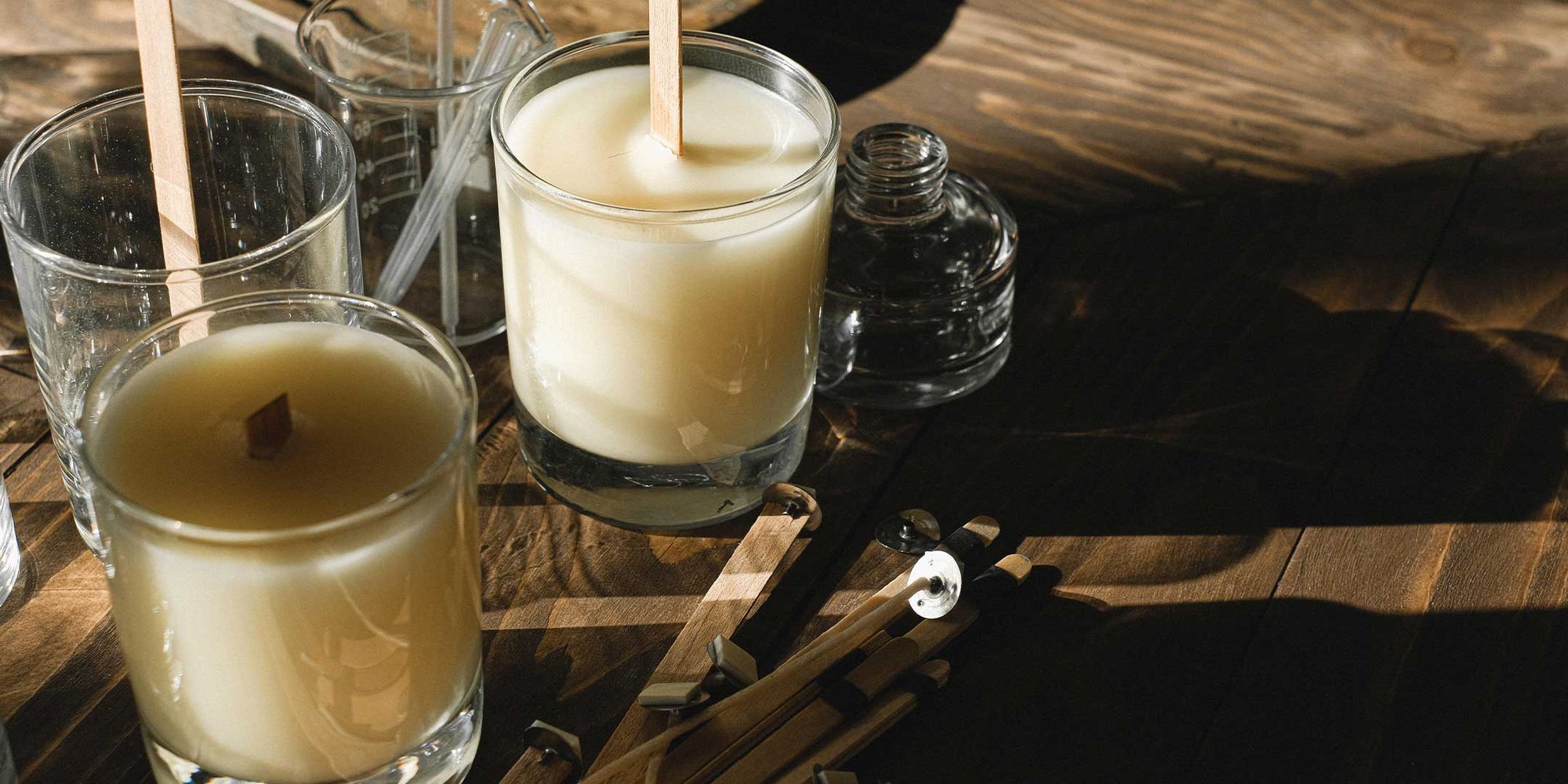 <strong>Illuminate Your Fall with DIY Candles</strong>
