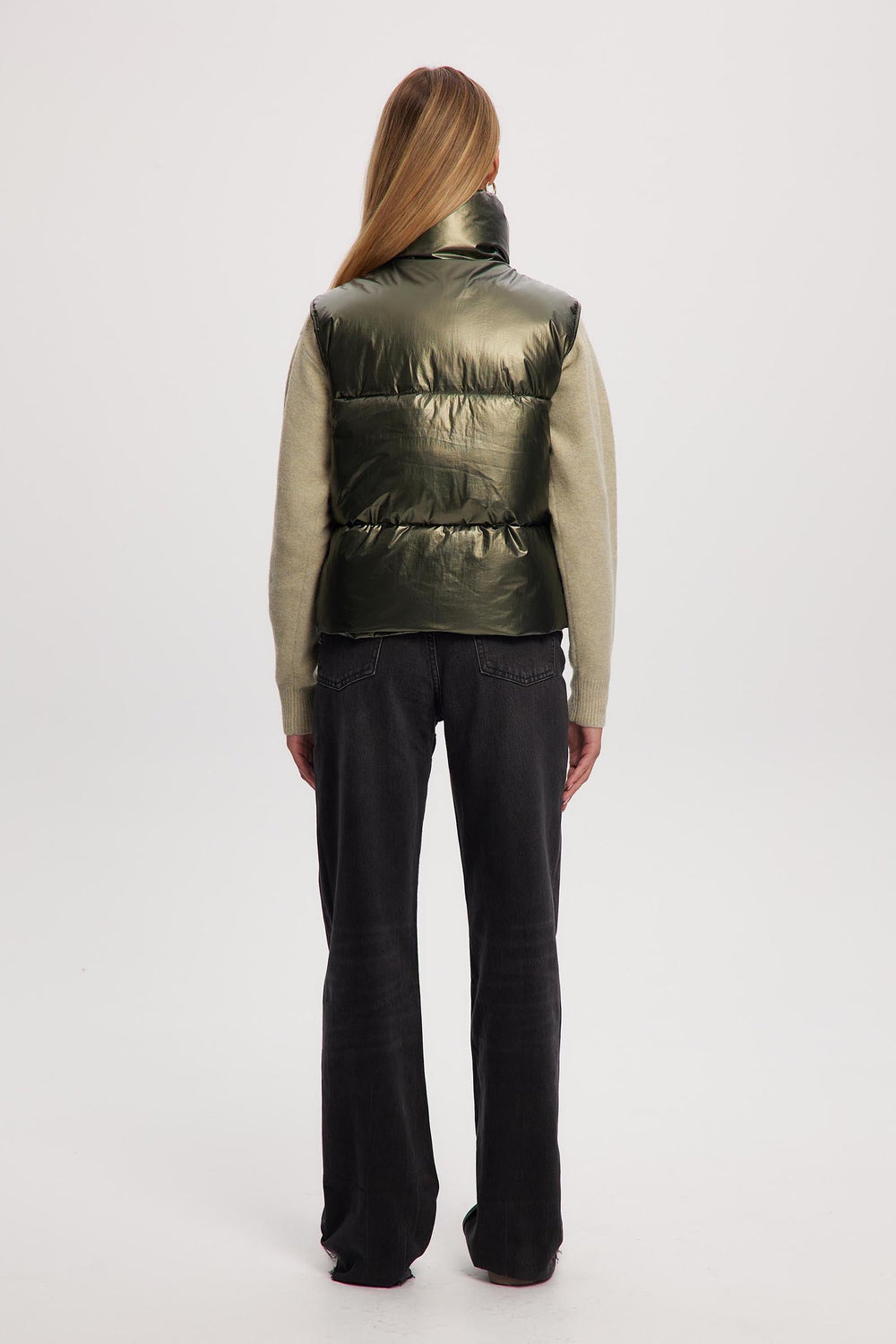 Aurora-M - Olivemetal - Olivemetal (4)