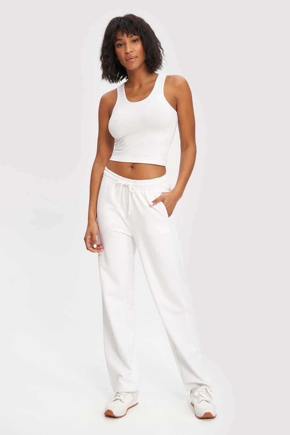Desi - White - White (2)