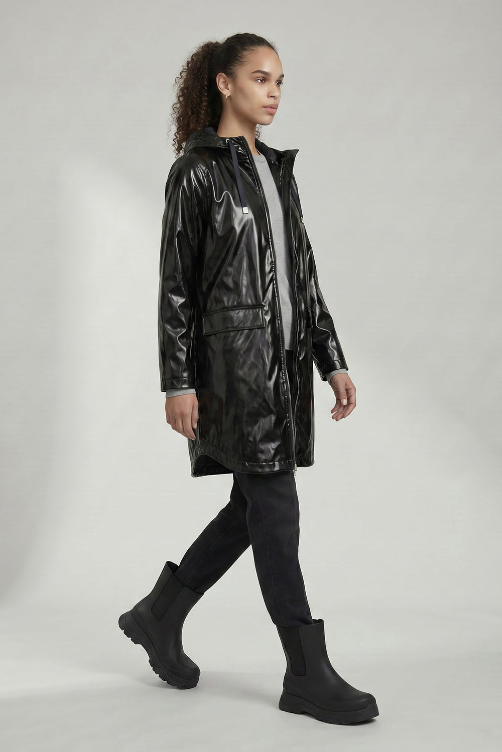 Janae-V - Black - Black (3)