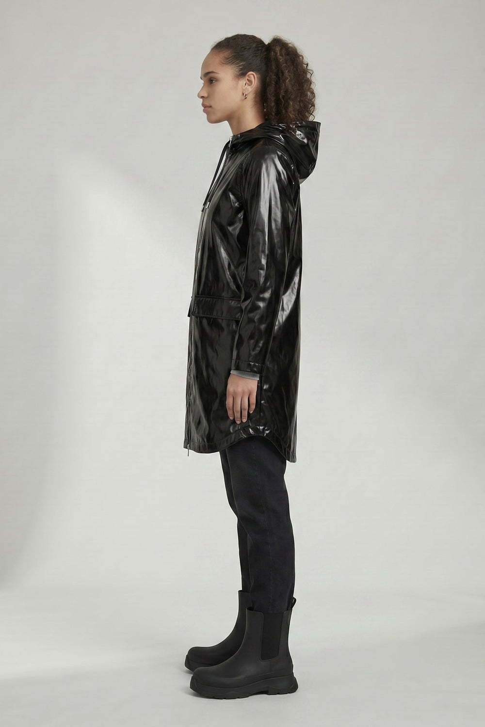 Janae-V - Black - Black (4)
