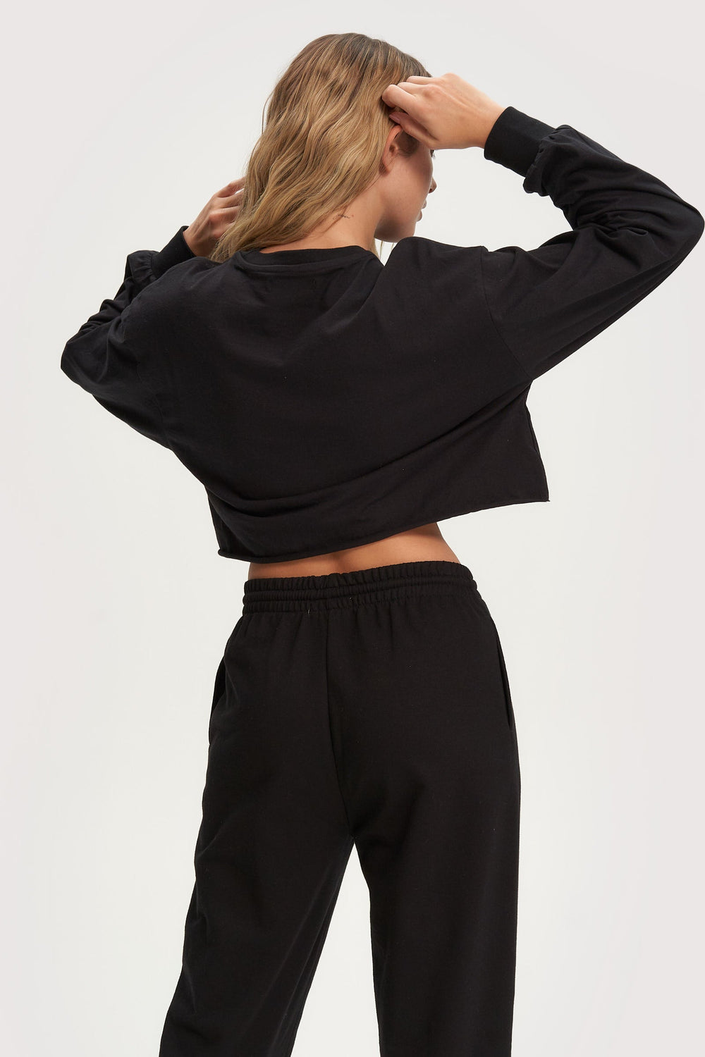 Kai - Black - Black (5)