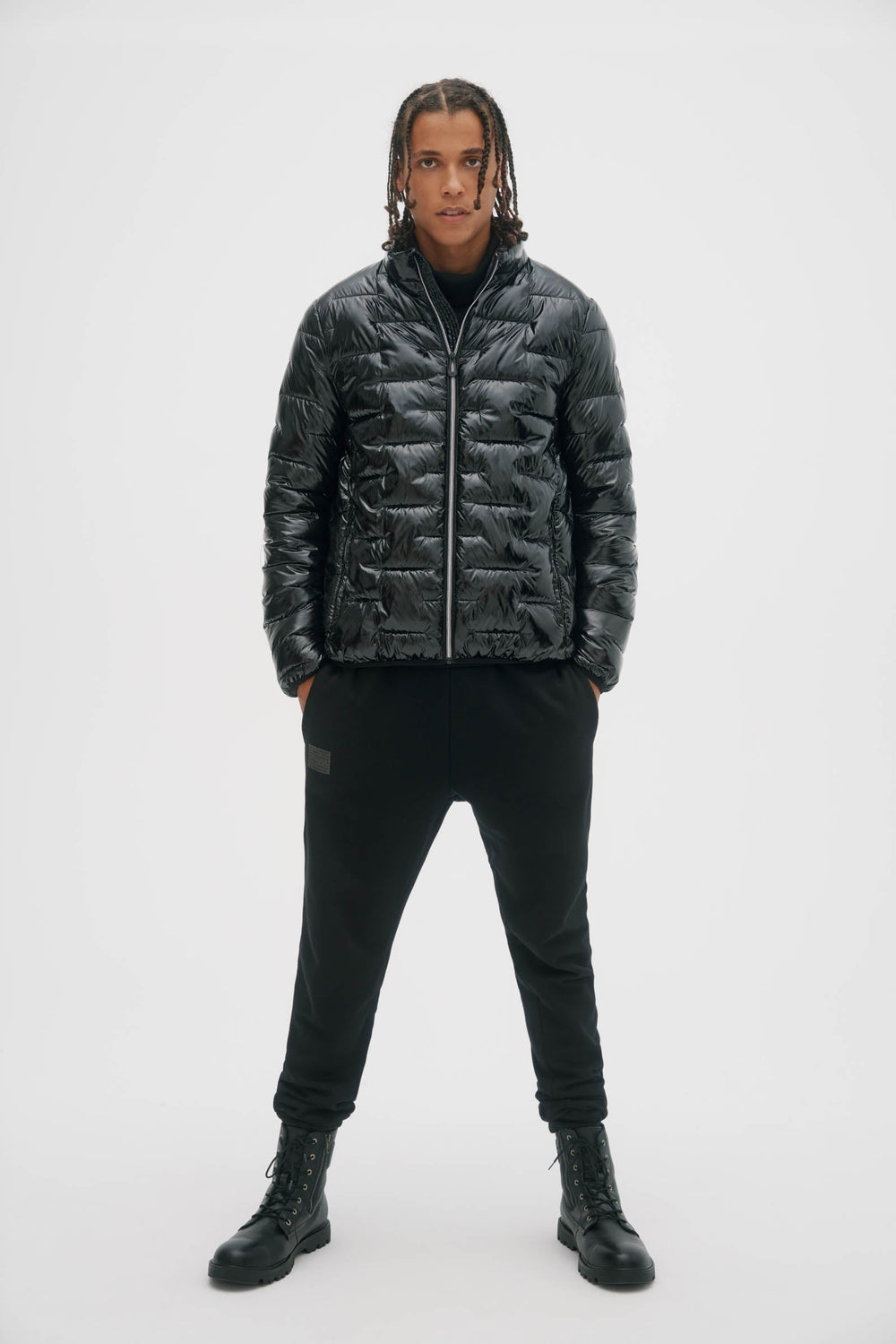 Quincy-C - Black - Black (1)