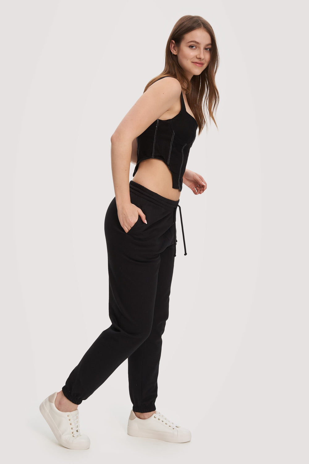 Reese - Black - Black (3)