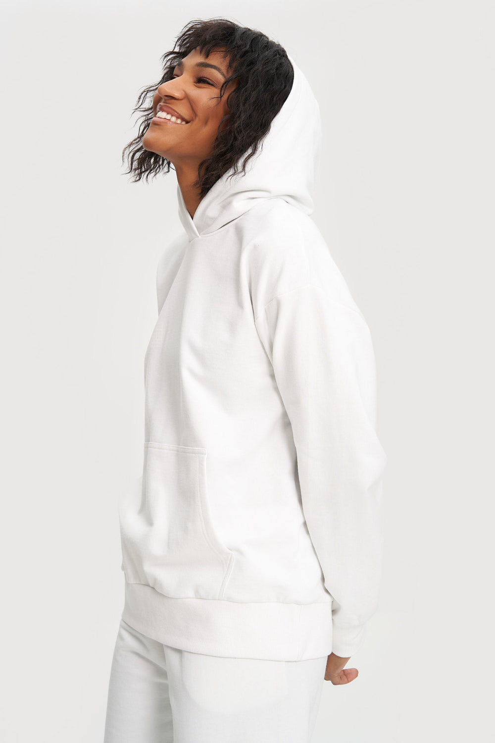 Reign-03 - White - White (1)